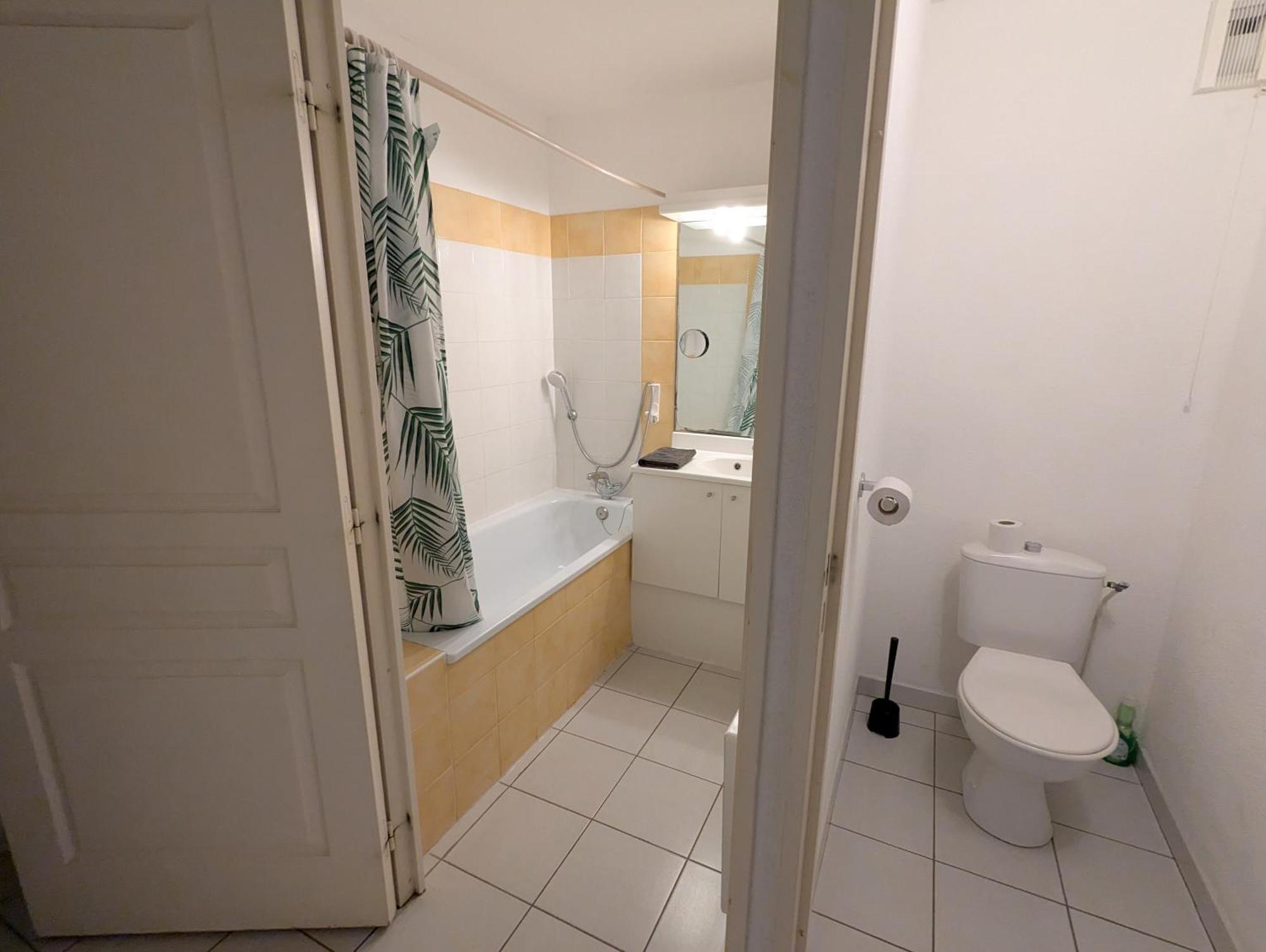 Sol-Y-Days Mayflower, Appartements Climatises Residence Avec Piscine Proche Centre Льо Гро-дю-Роа Екстериор снимка
